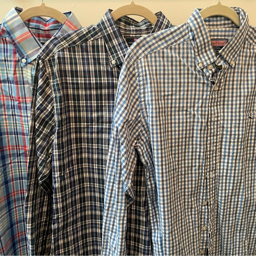 Vineyard Vines - Slim Fit Tucker Shirt (M) THREE SHIRTS INCLUDED
